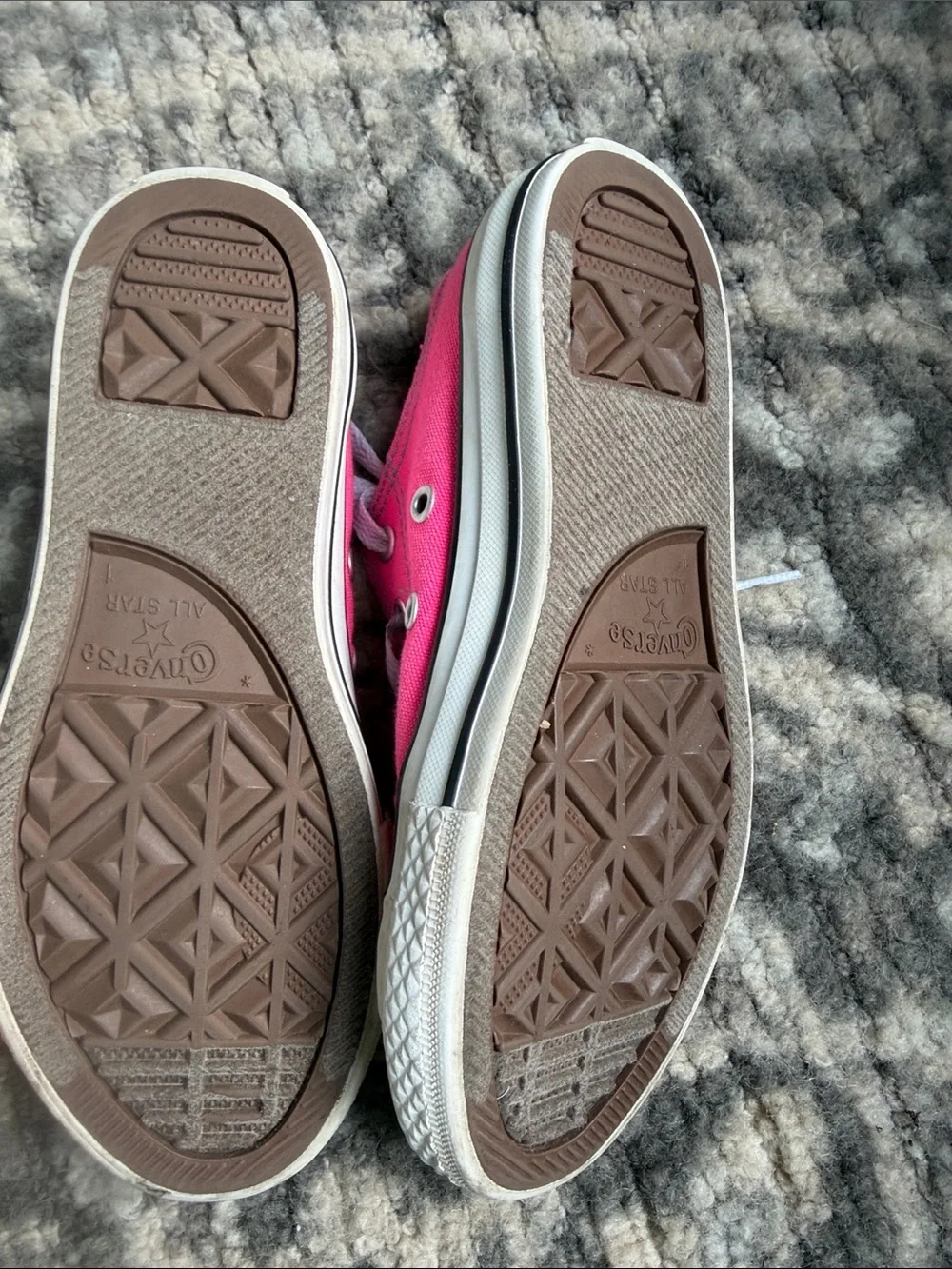 Converse Kids Hot Pink Low-Top Canvas Sneakers